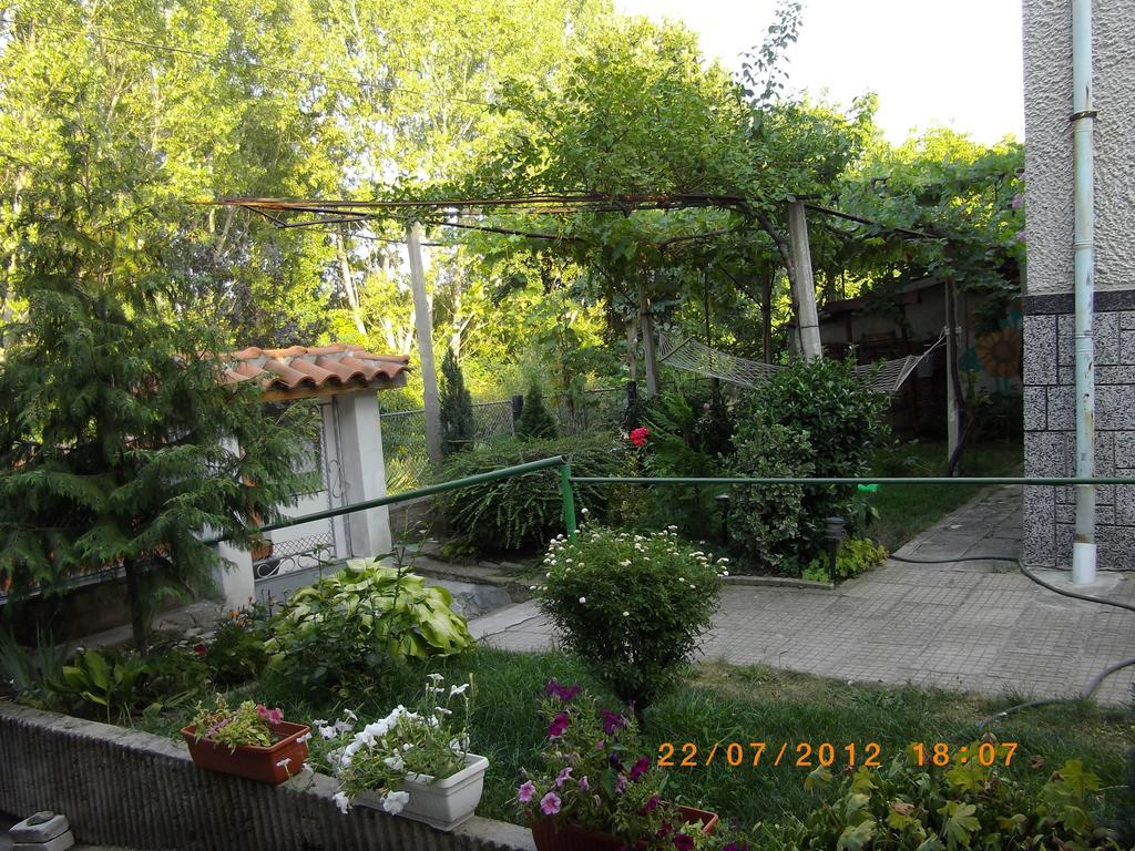Sakutski House Hisarja Exterior foto